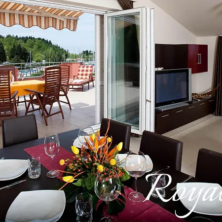 Hotel apartamentowy Marina - 4*