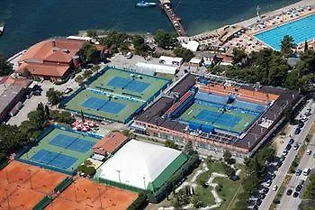 Marina - Aparthotel 4*