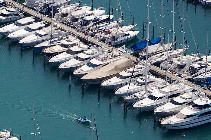 Aparthotel Marina - 4*