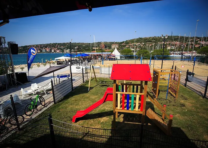 Marina - Aparthotel 4*