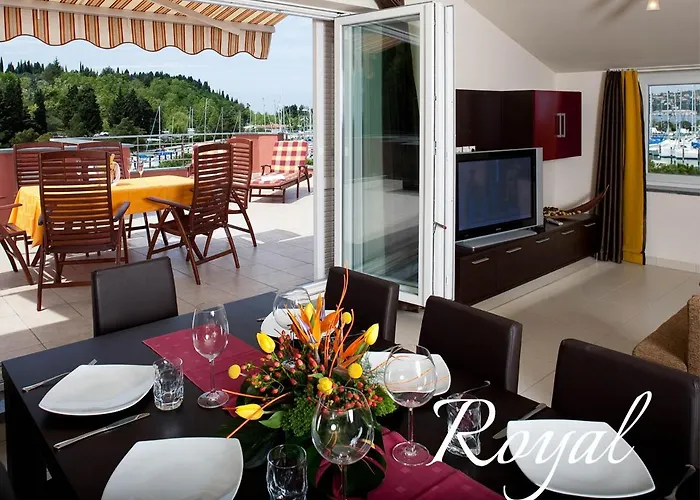 Aparthotel Marina - 4*